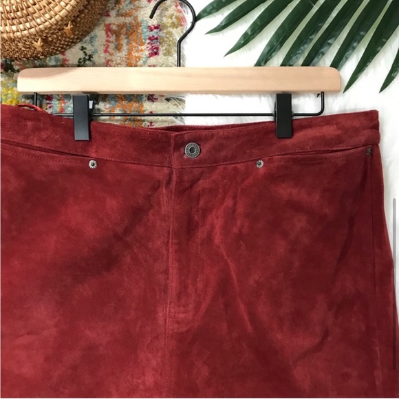 GAP • Genuine Leather Rust Skirt - Picture 4 of 7